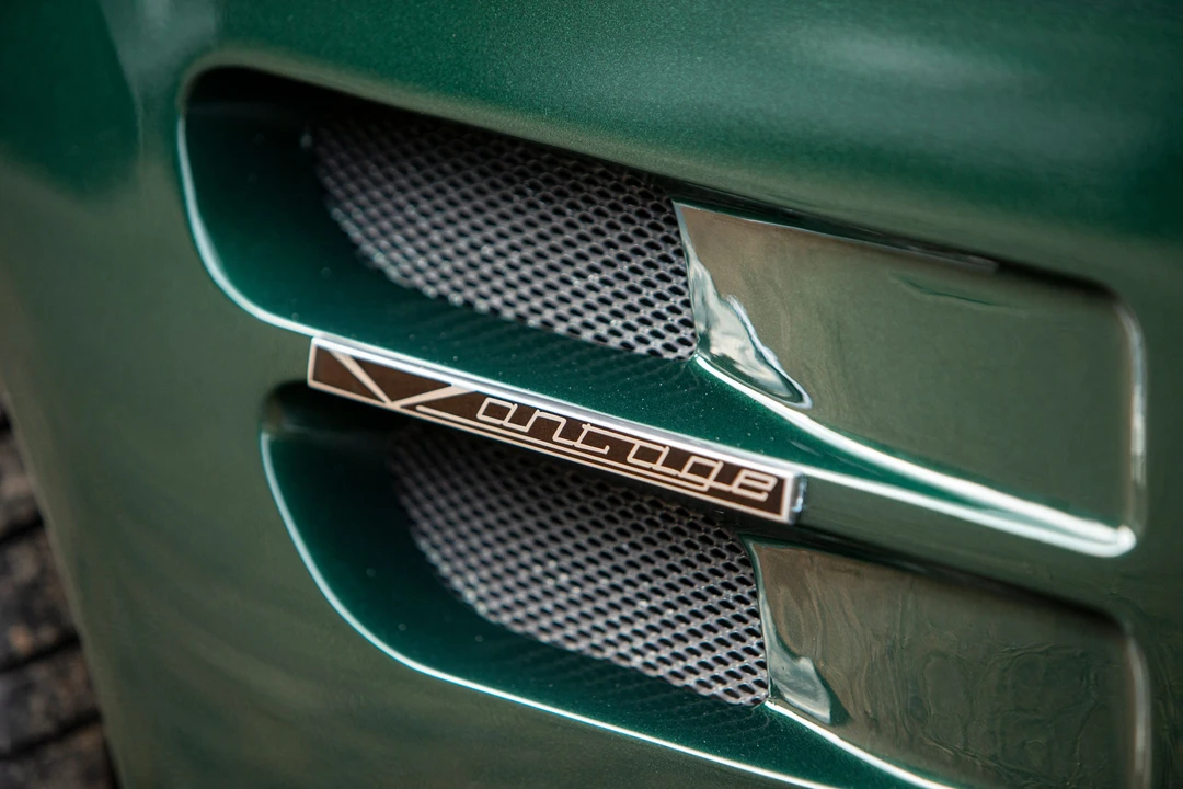 1995 Aston Martin Vantage (1993-2000) - Image 10 of 31