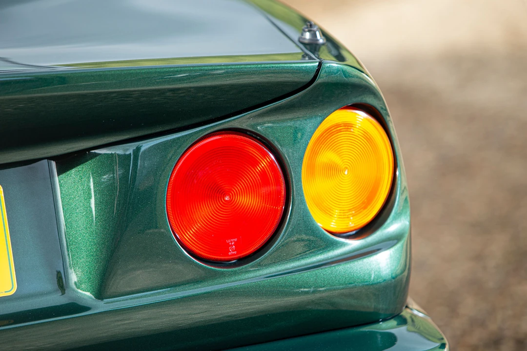 1995 Aston Martin Vantage (1993-2000) - Image 6 of 31