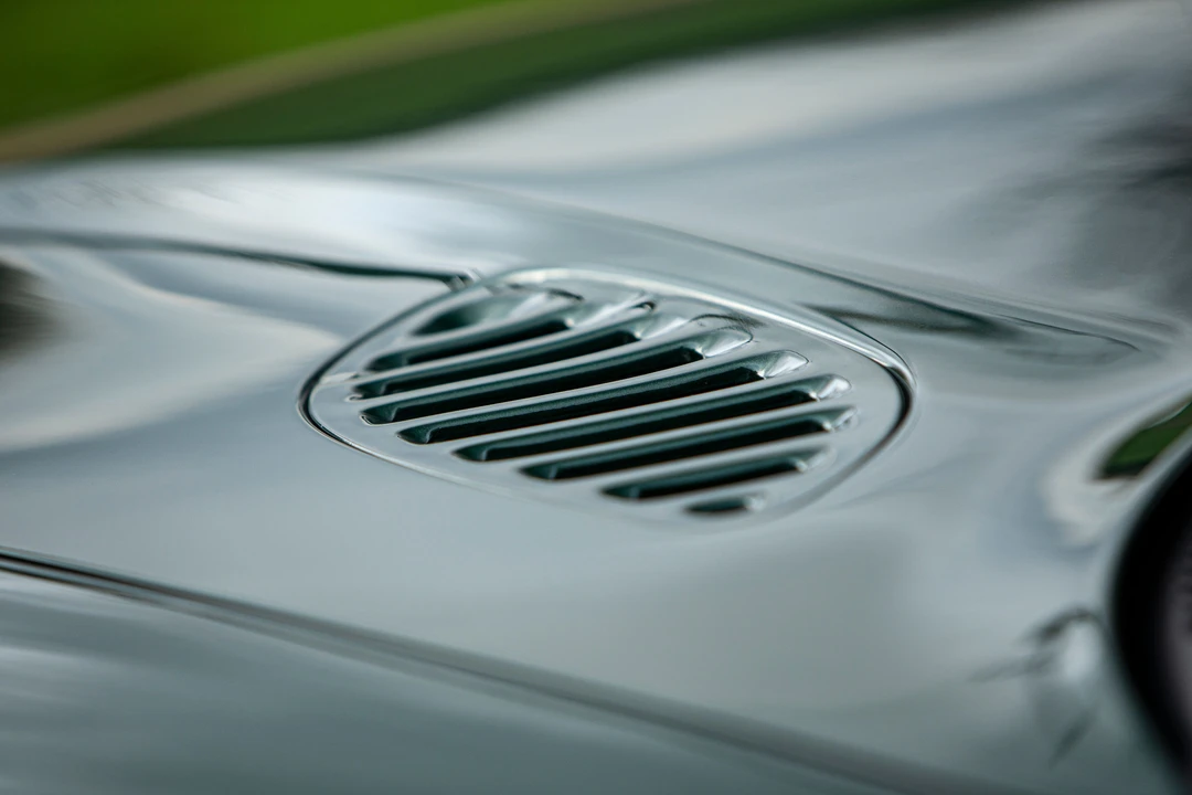 1995 Aston Martin Vantage (1993-2000) - Image 11 of 31