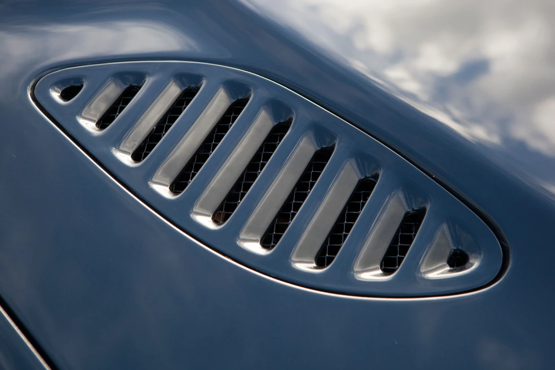 1995 Aston Martin Vantage (1993-2000) - Image 23 of 24
