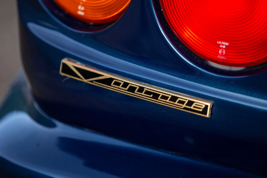 1995 Aston Martin Vantage (1993-2000) - Image 29 of 31
