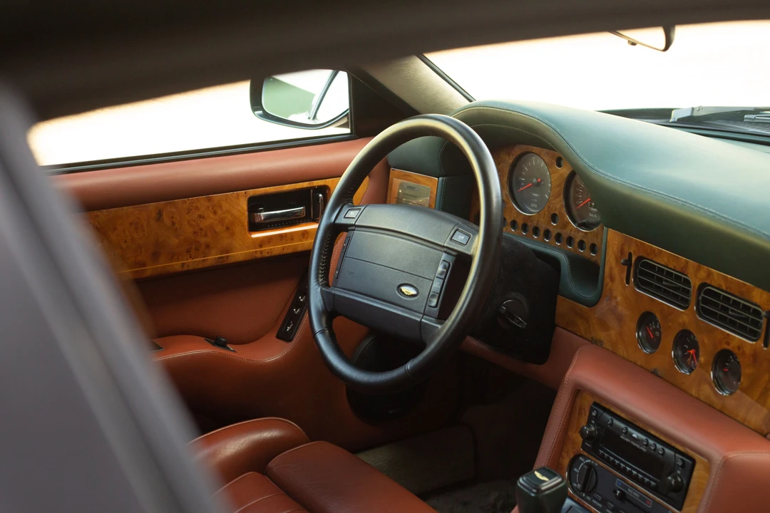 1995 Aston Martin Vantage (1993-2000) - Image 7 of 31