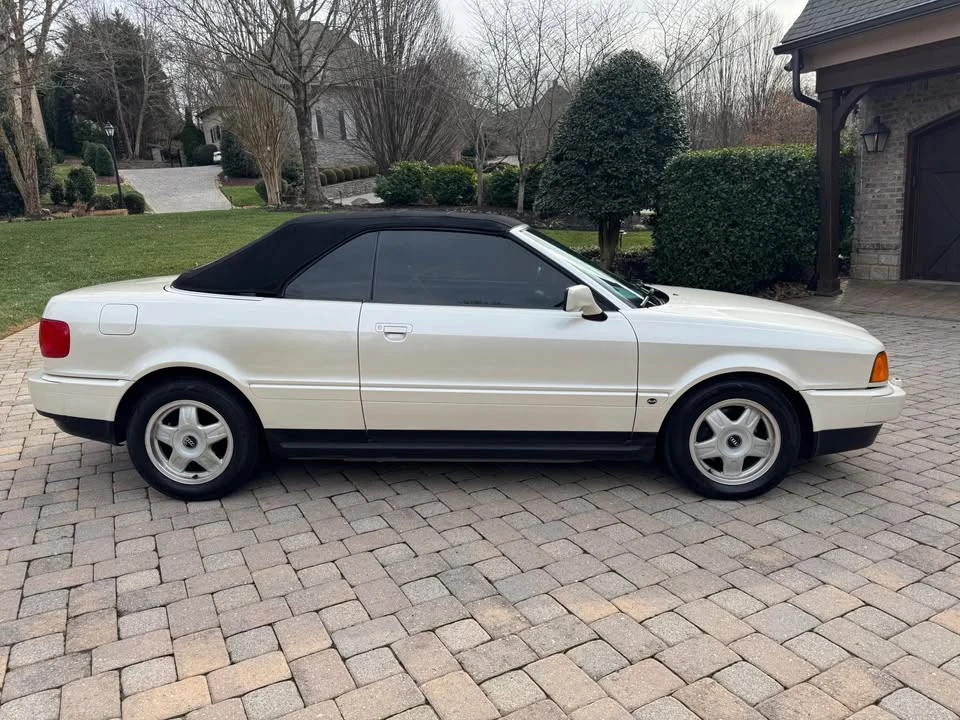 1995 Audi Coupe & Cabriolet - Image 10 of 20
