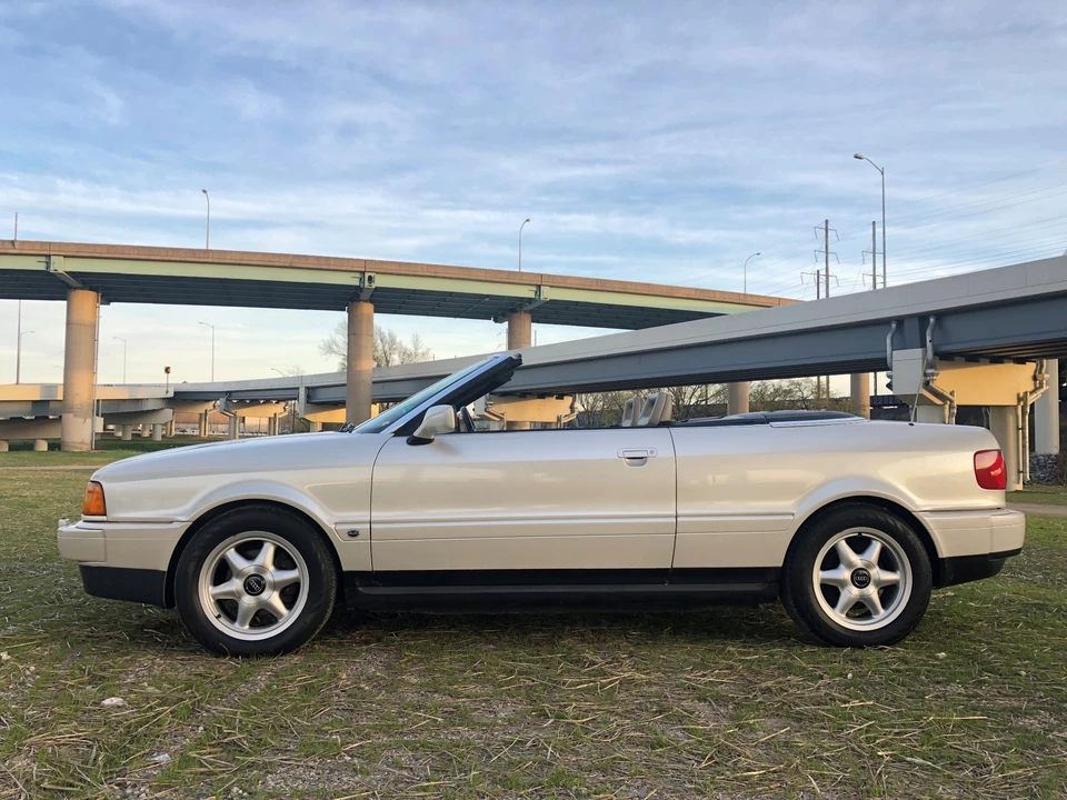 1995 Audi Coupe & Cabriolet - Image 3 of 31