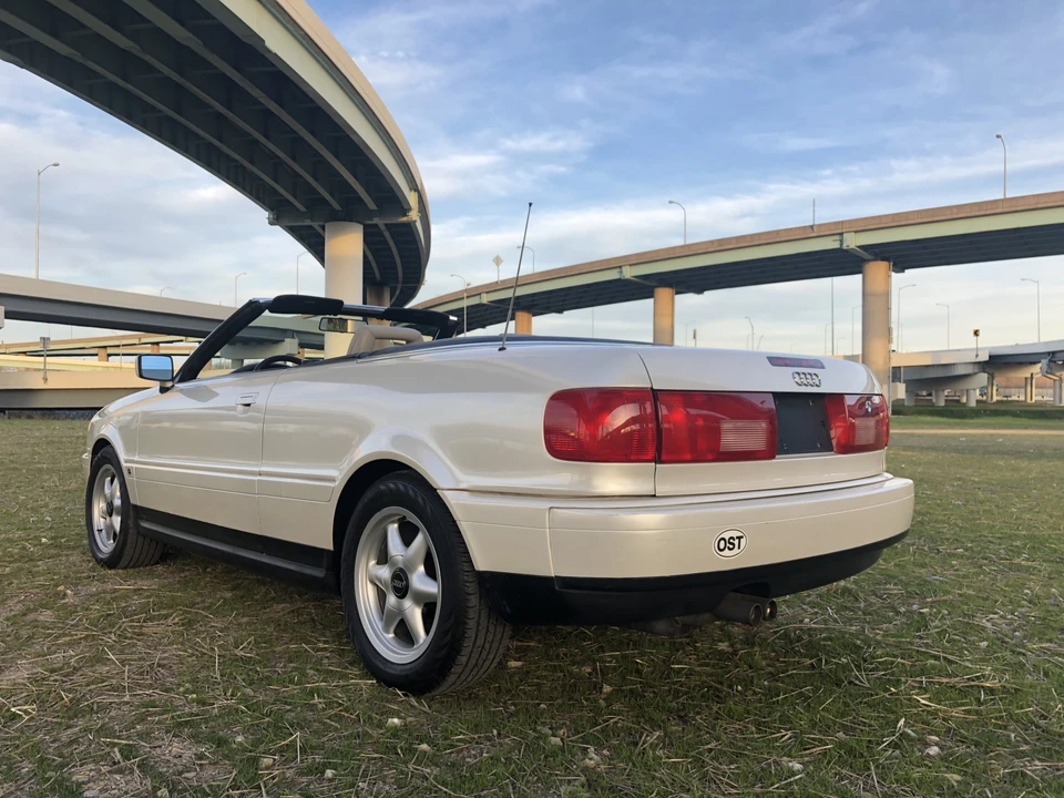 1995 Audi Coupe & Cabriolet - Image 4 of 31