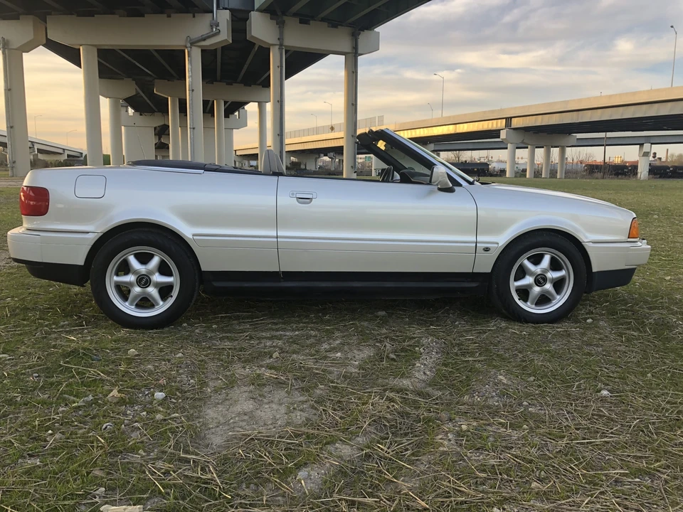 1995 Audi Coupe & Cabriolet - Image 7 of 31