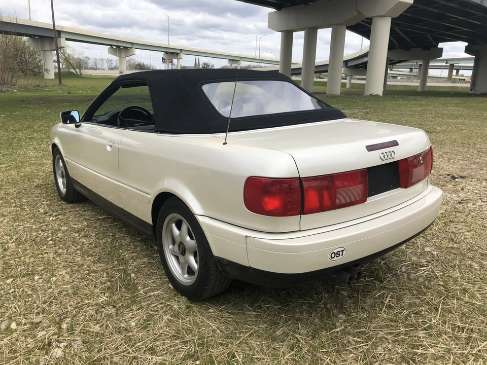 1995 Audi Coupe & Cabriolet - Image 16 of 31