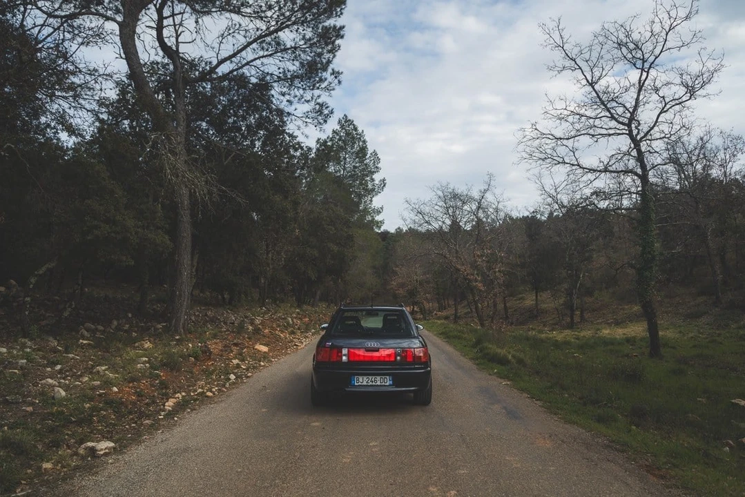 1995 Audi RS2 Avant - Image 14 of 30