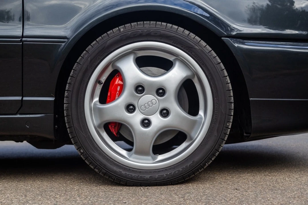 1995 Audi RS2 Avant - Image 19 of 30