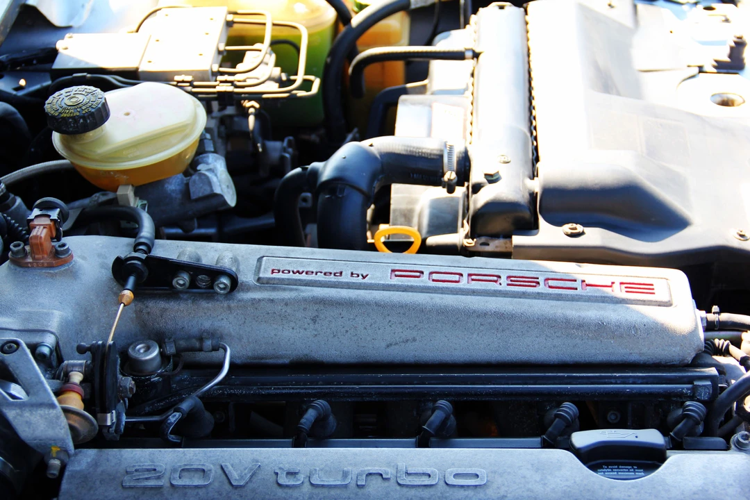 1995 Audi RS2 Avant - Image 19 of 31
