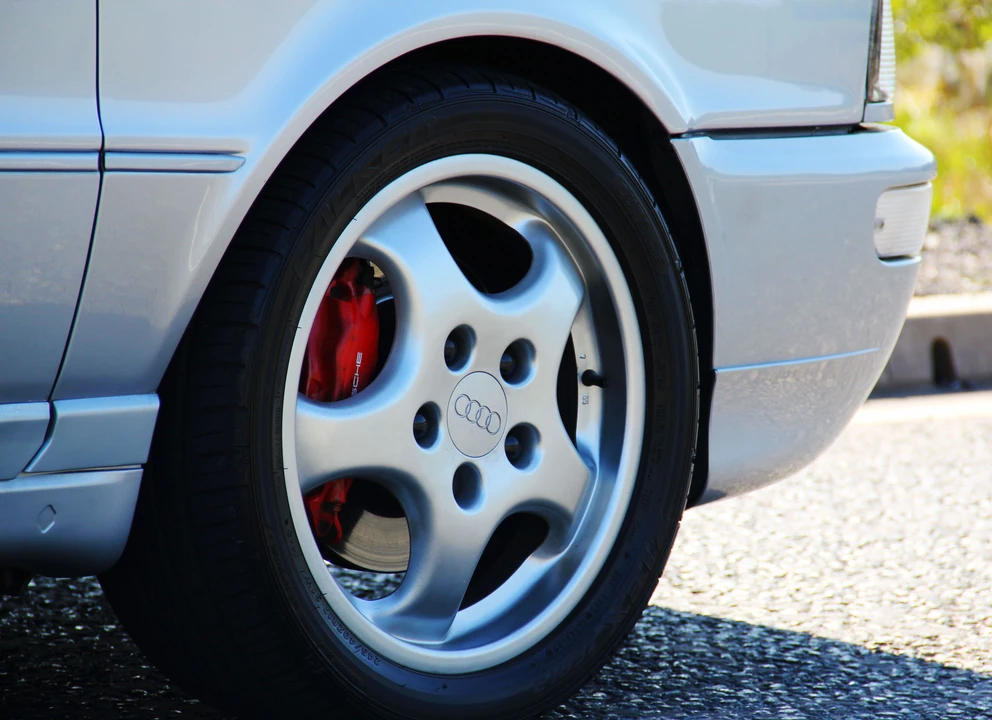 1995 Audi RS2 Avant - Image 13 of 31