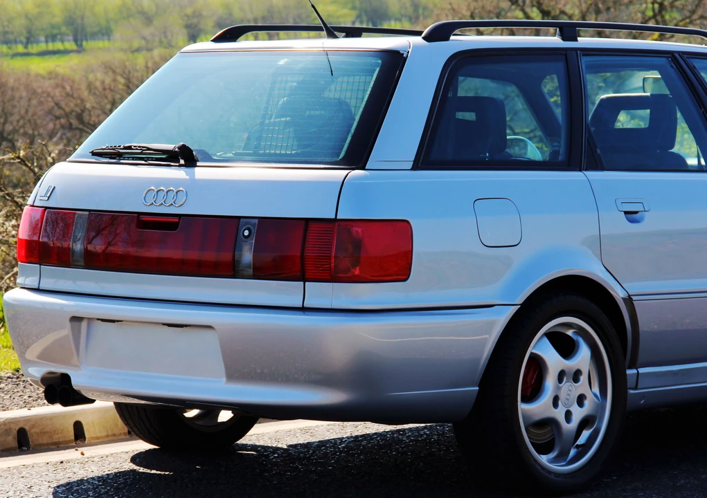 1995 Audi RS2 Avant - Image 8 of 31