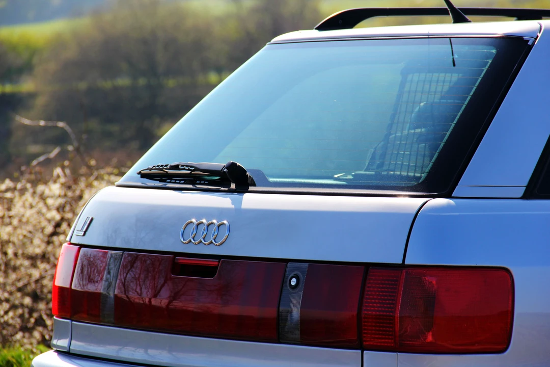 1995 Audi RS2 Avant - Image 10 of 31