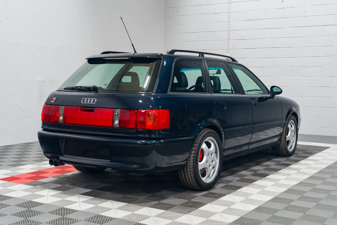 1995 Audi RS2 Avant - Image 19 of 31