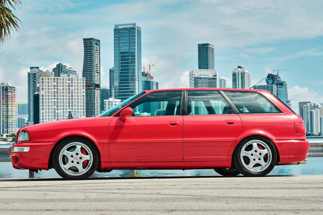 1995 Audi RS2 Avant - Image 25 of 31