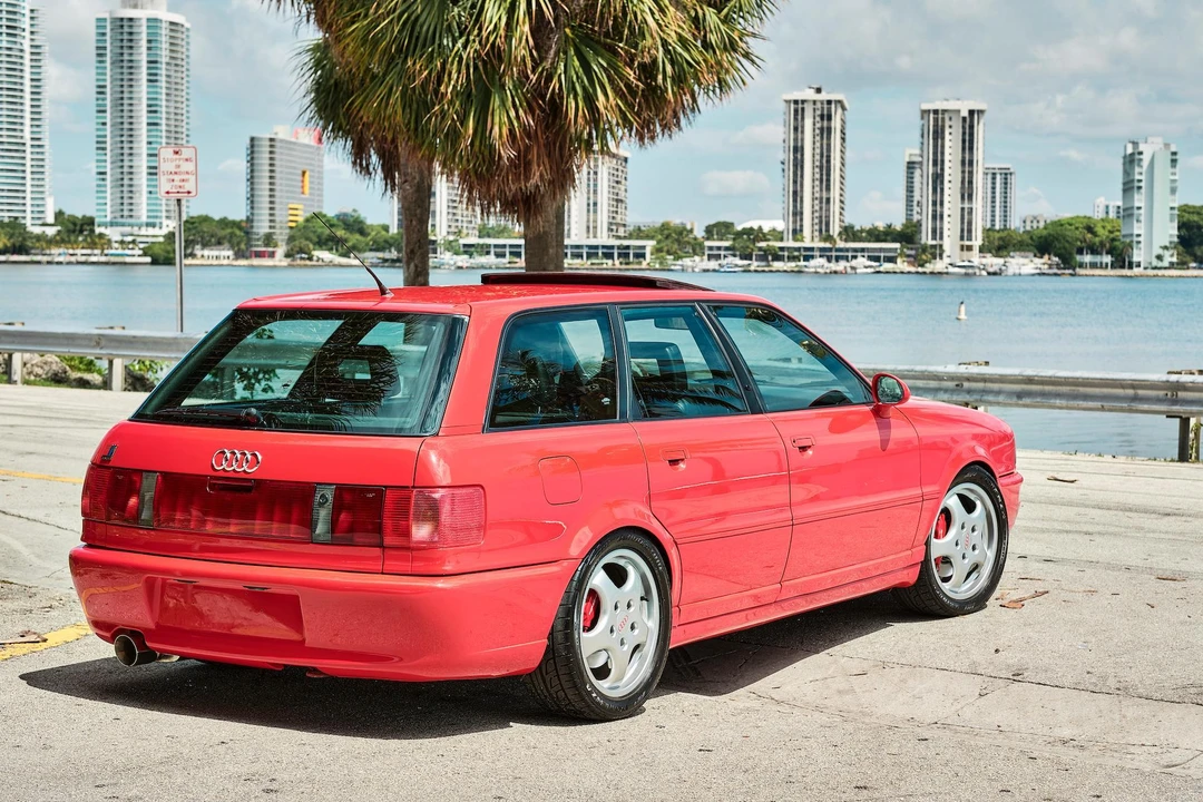 1995 Audi RS2 Avant - Image 18 of 31