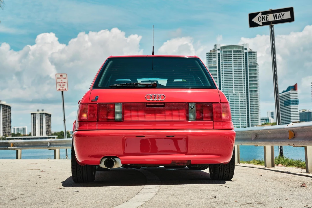 1995 Audi RS2 Avant - Image 19 of 31