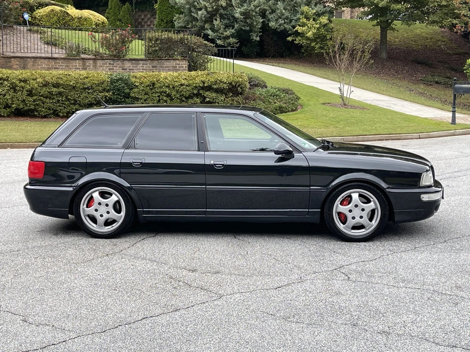 1995 Audi RS2 Avant - Image 12 of 31