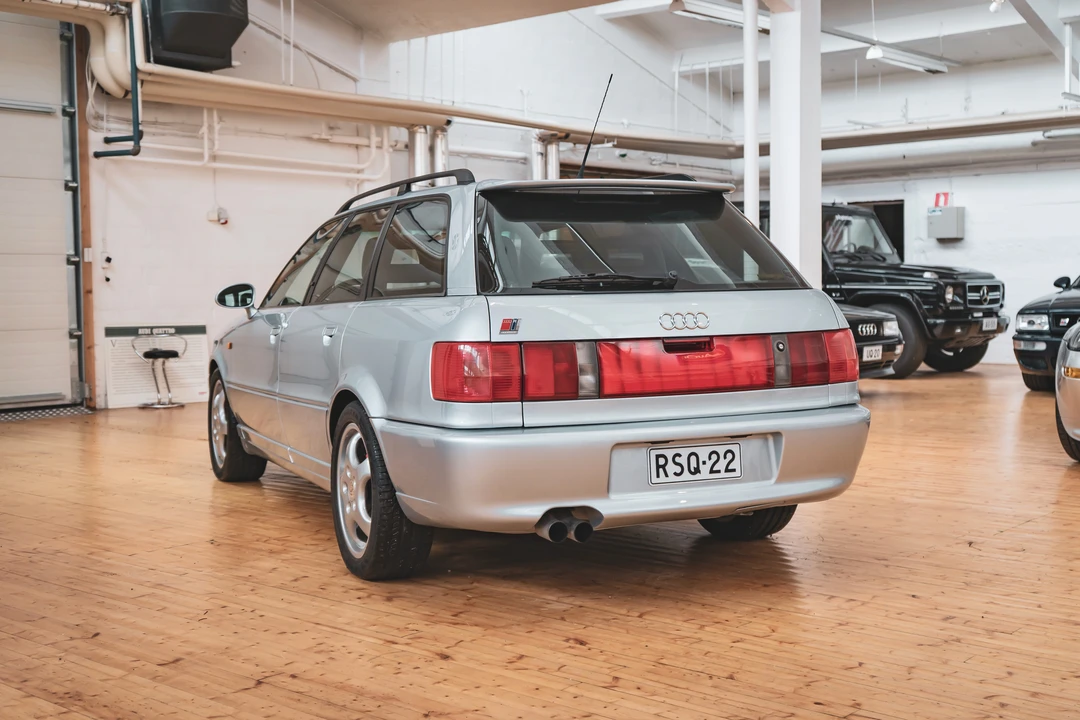 1995 Audi RS2 Avant - Image 4 of 31