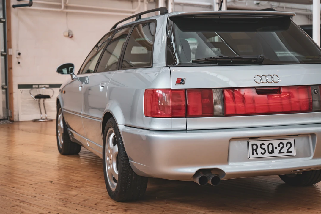 1995 Audi RS2 Avant - Image 17 of 31