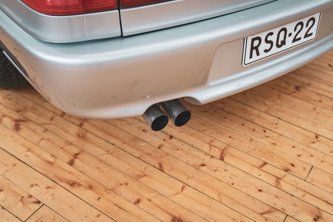 1995 Audi RS2 Avant - Image 19 of 31