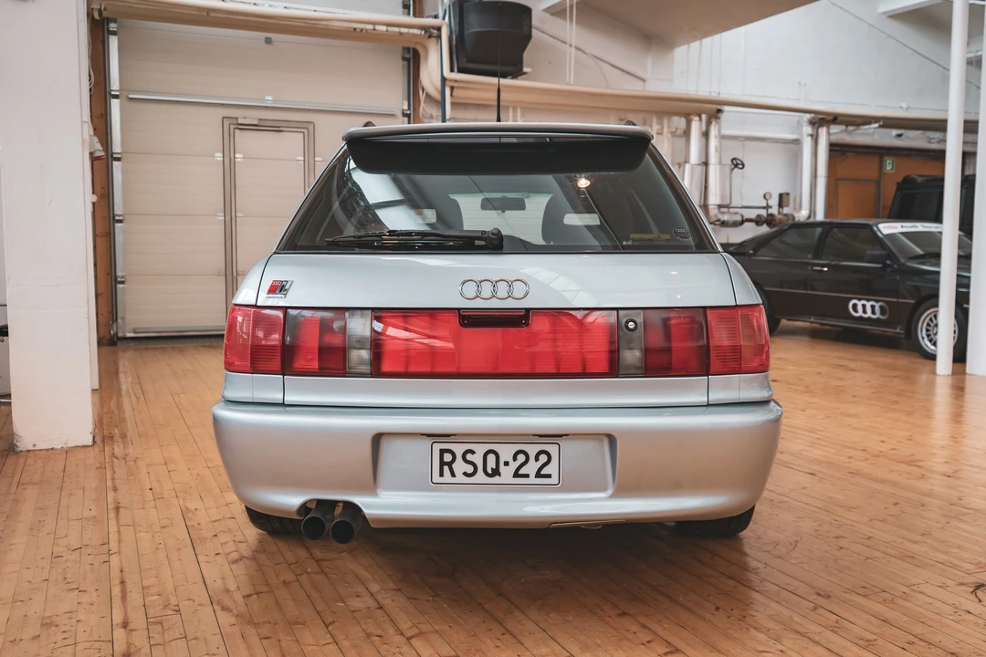 1995 Audi RS2 Avant - Image 11 of 31
