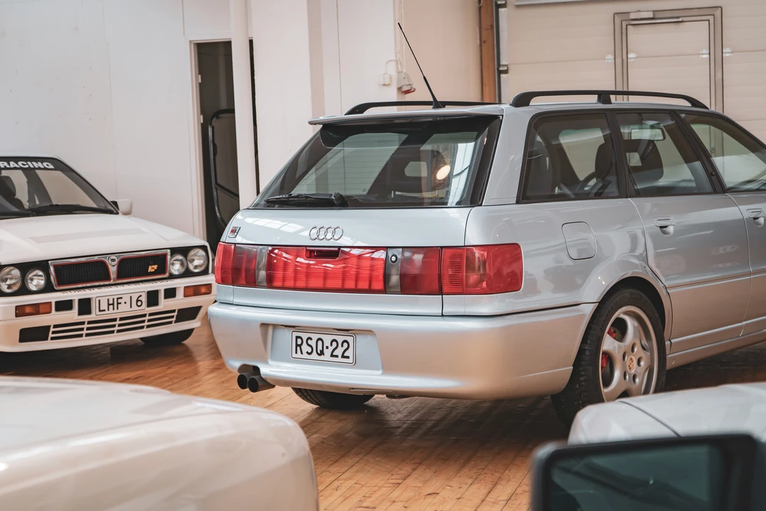 1995 Audi RS2 Avant - Image 21 of 31