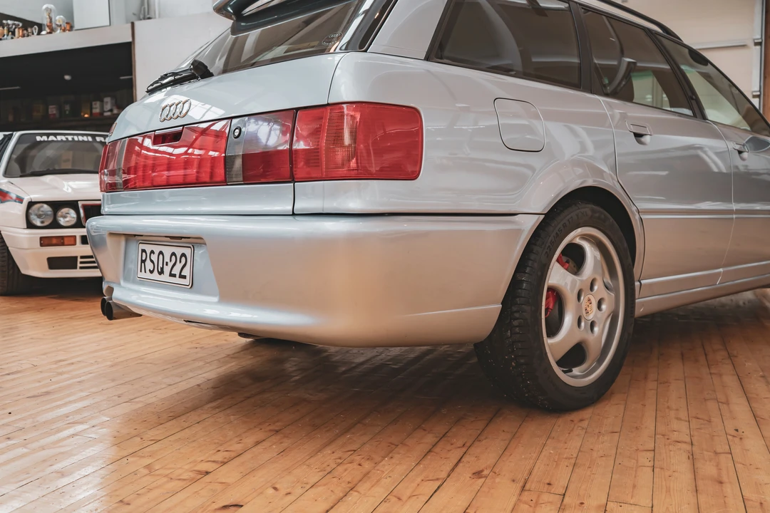 1995 Audi RS2 Avant - Image 22 of 31