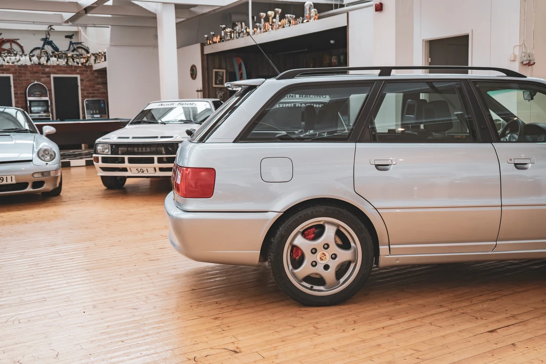 1995 Audi RS2 Avant - Image 25 of 31