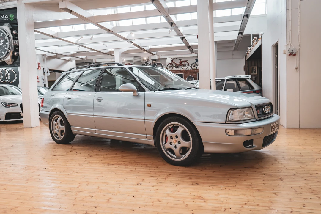 1995 Audi RS2 Avant - Image 15 of 31