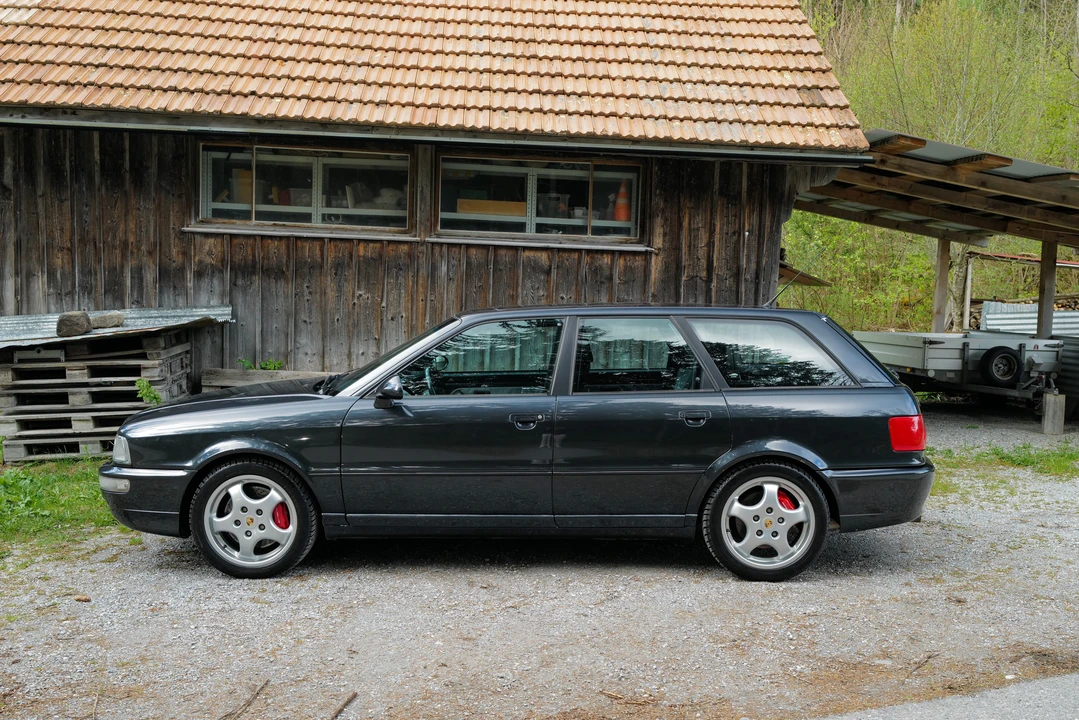 1995 Audi RS2 Avant - Image 7 of 31
