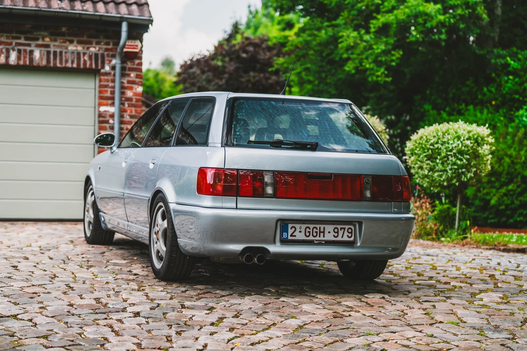 1995 Audi RS2 Avant - Image 13 of 31