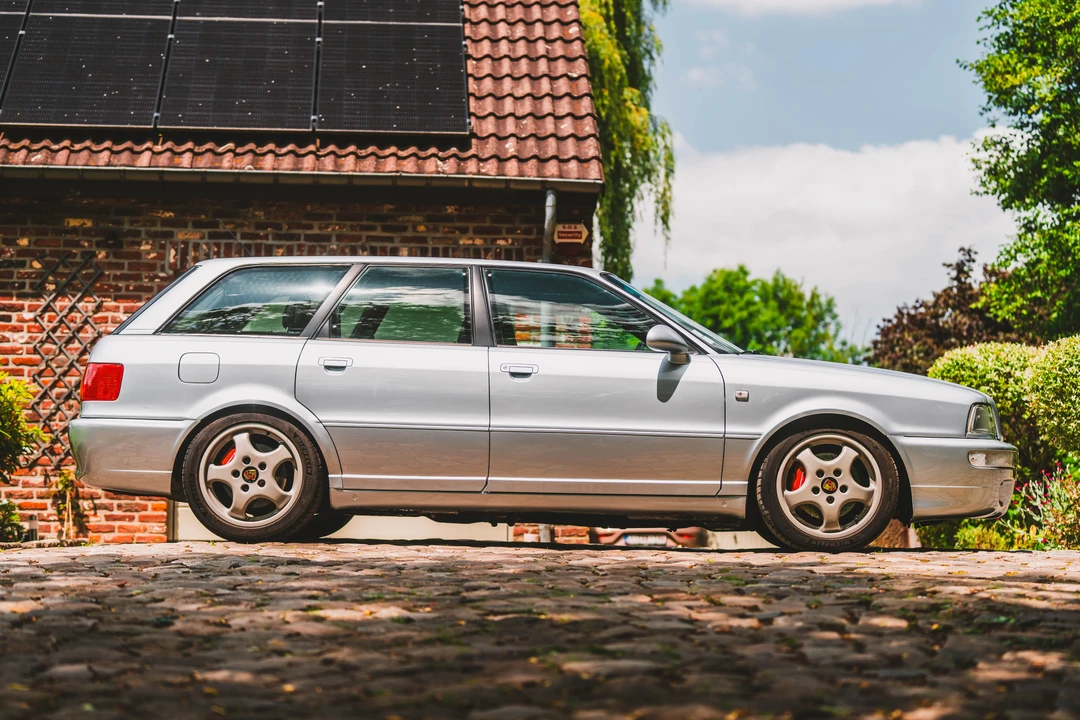 1995 Audi RS2 Avant - Image 18 of 31