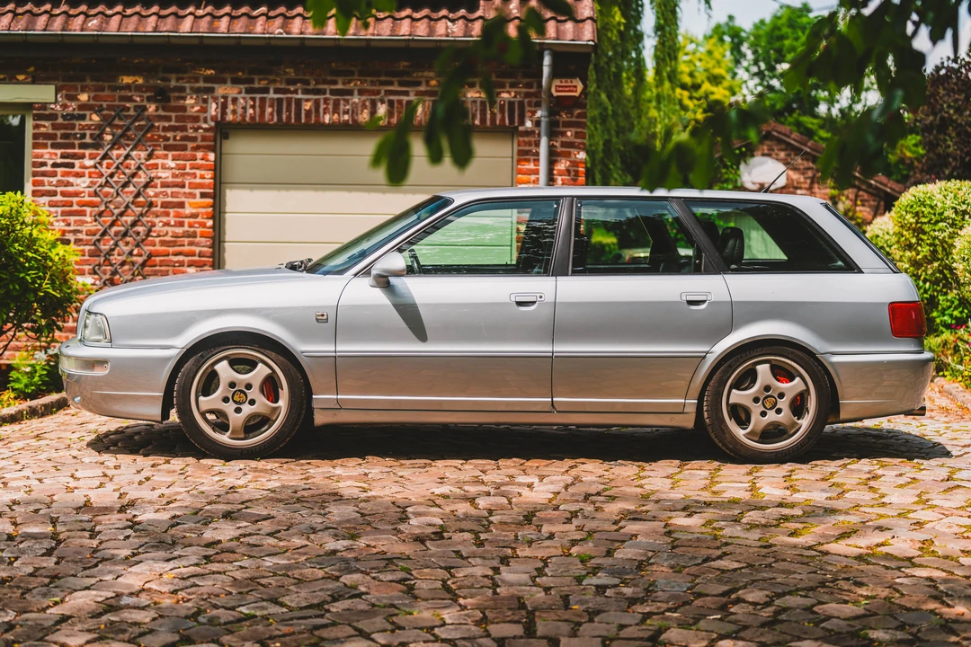 1995 Audi RS2 Avant - Image 29 of 31
