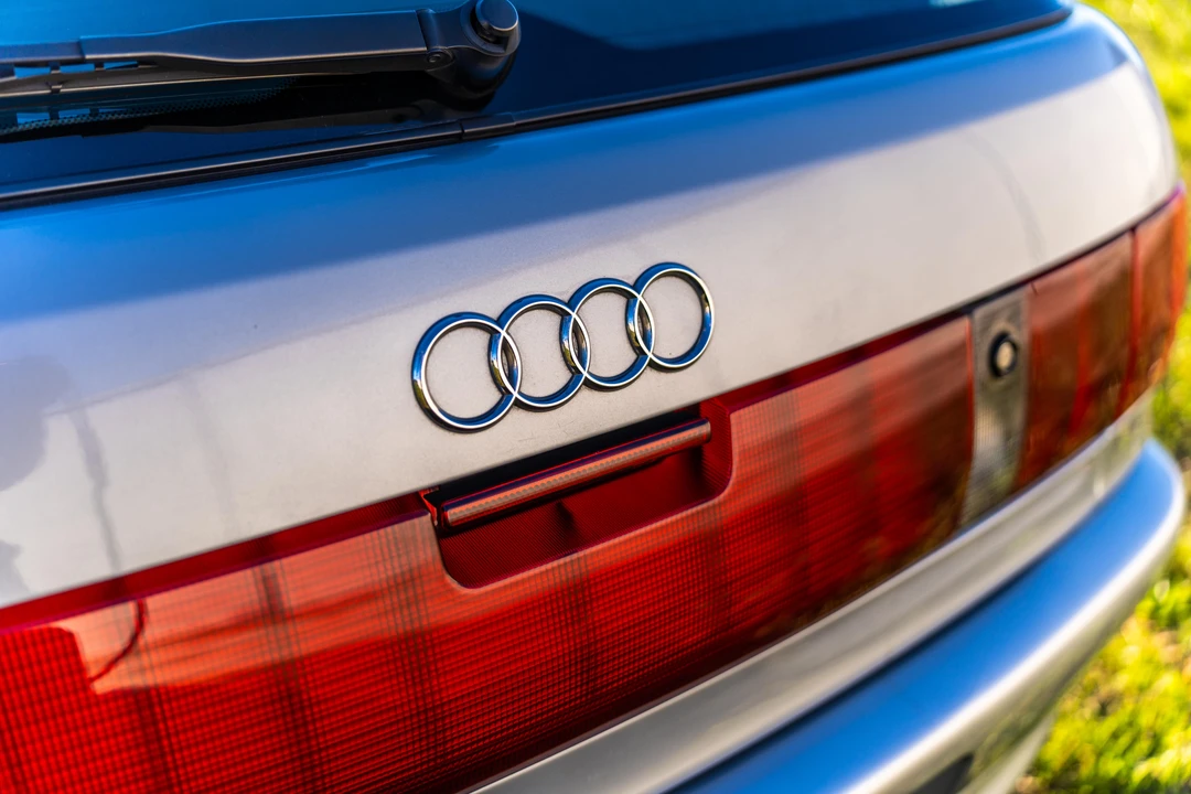 1995 Audi RS2 Avant - Image 28 of 31