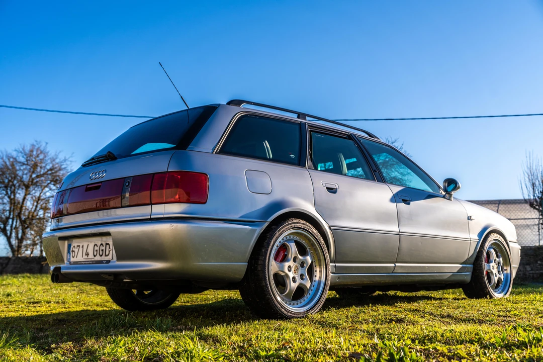 1995 Audi RS2 Avant - Image 14 of 31