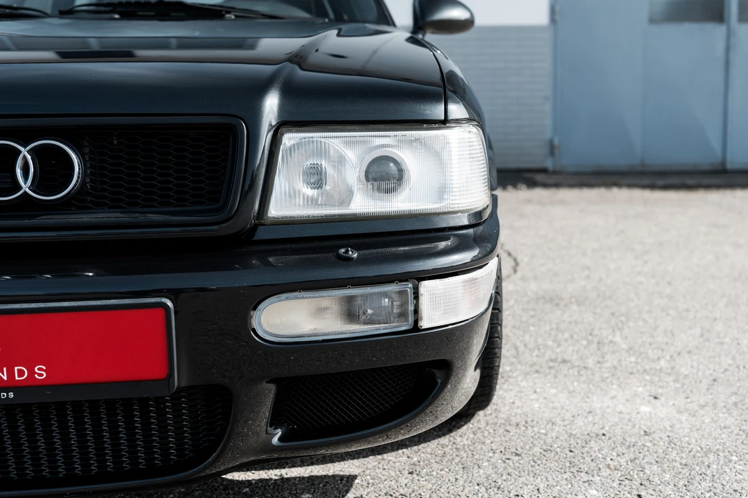 1995 Audi RS2 Avant - Image 18 of 31