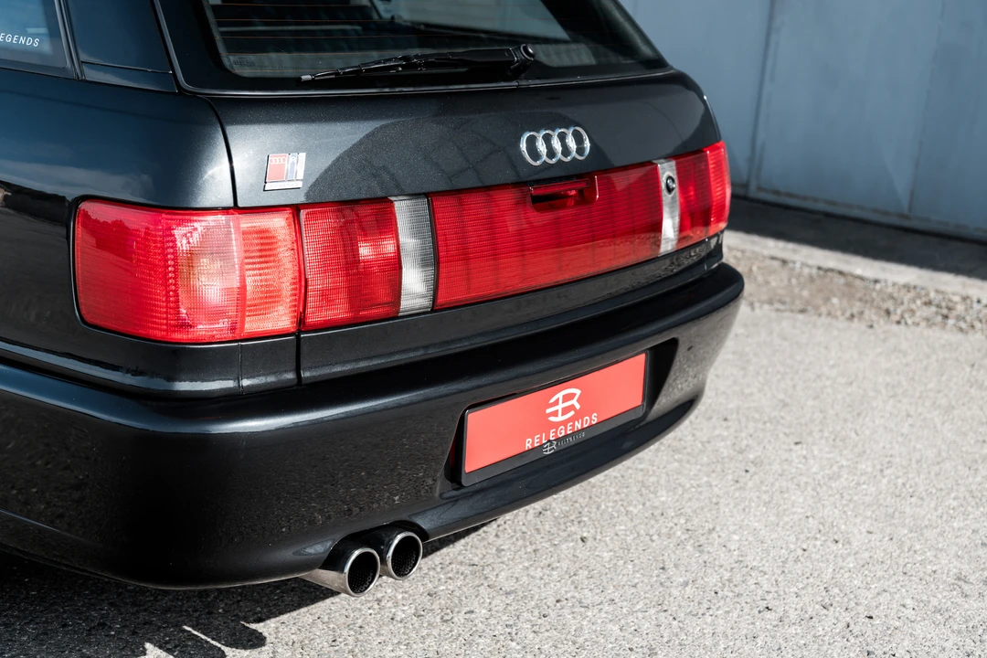1995 Audi RS2 Avant - Image 27 of 31