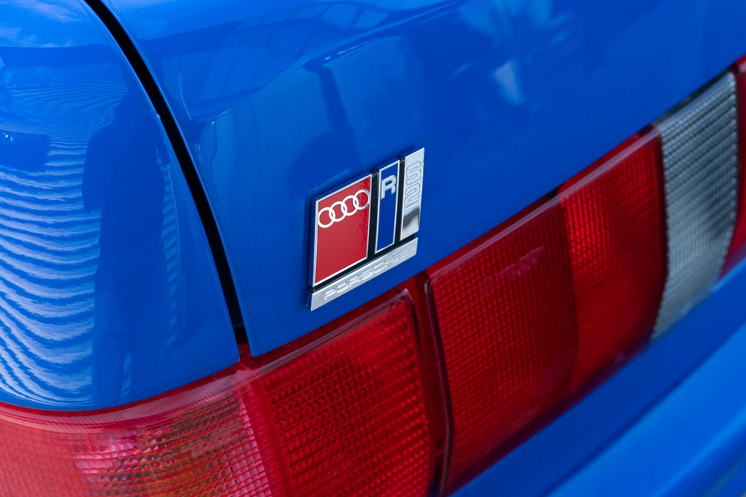 1995 Audi RS2 Avant - Image 22 of 31