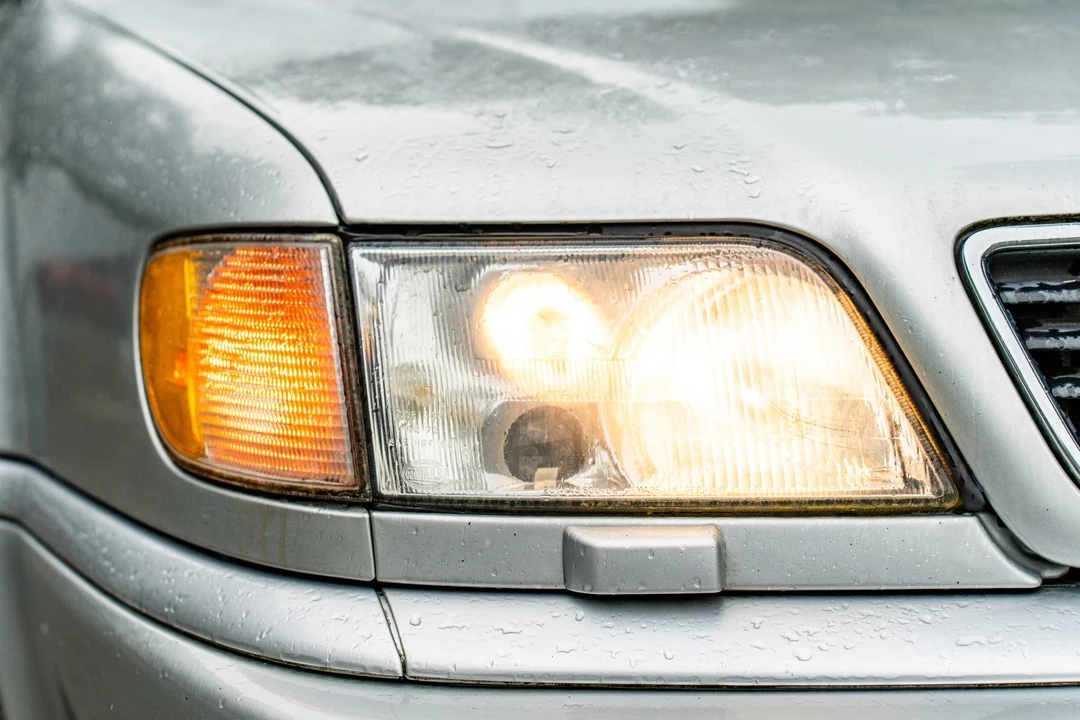 1995 Audi C4 S6 - Image 11 of 31