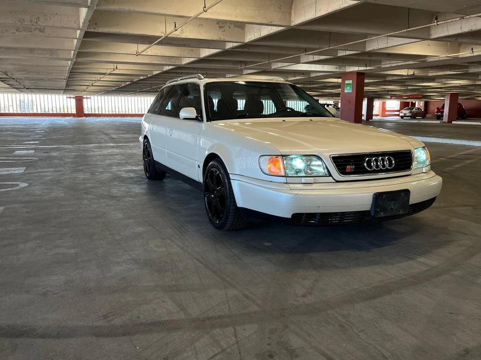 1995 Audi RS2 Avant - Image 20 of 31