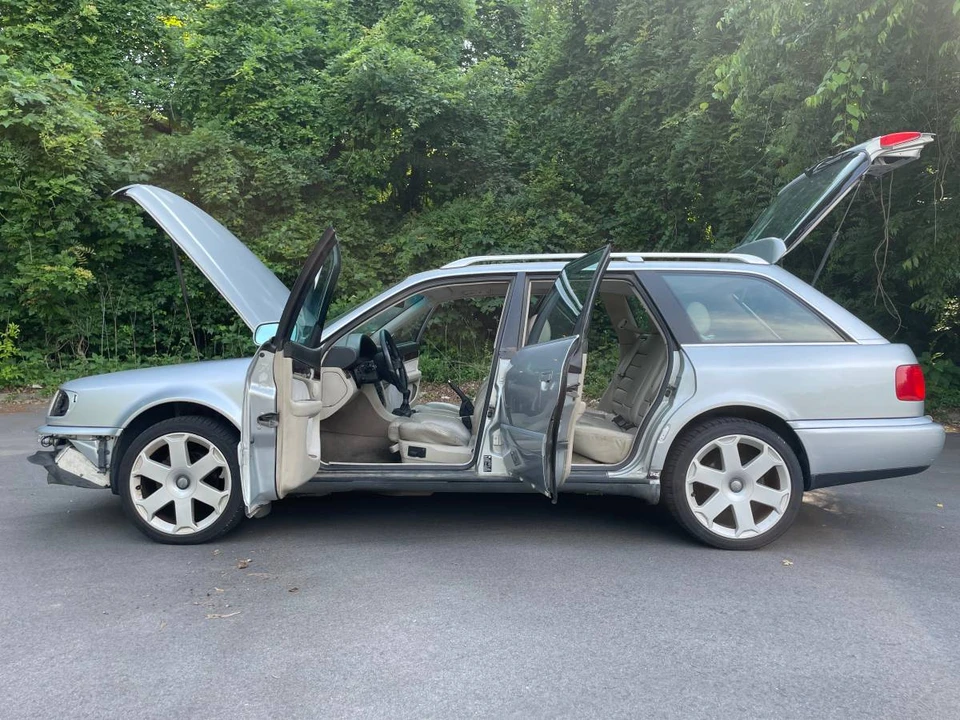 1995 Audi C4 S6 - Image 7 of 24