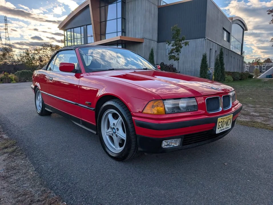 1995 BMW - Image 2 of 19