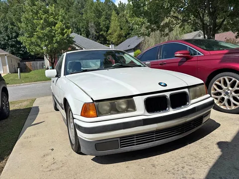 1995 BMW 3 Series 318i Sedan 4D