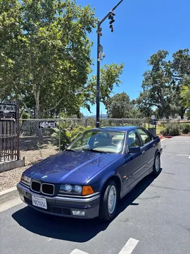 1995 BMW 3 Series 318i Sedan 4D