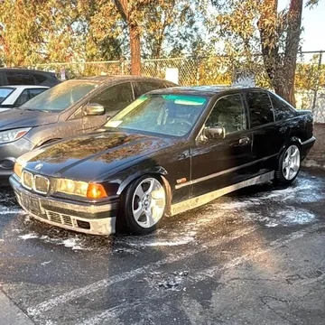 1995 BMW 3 Series 318i Sedan 4D