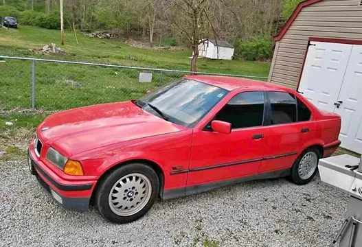 1995 BMW 3 Series 325i Sedan 4D