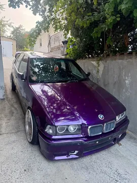 1995 BMW 328i Sedan