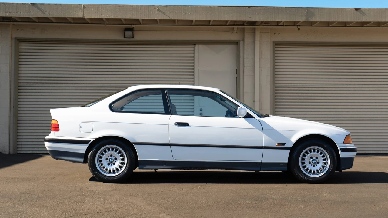1995 BMW E36 3 Series - Image 17 of 31