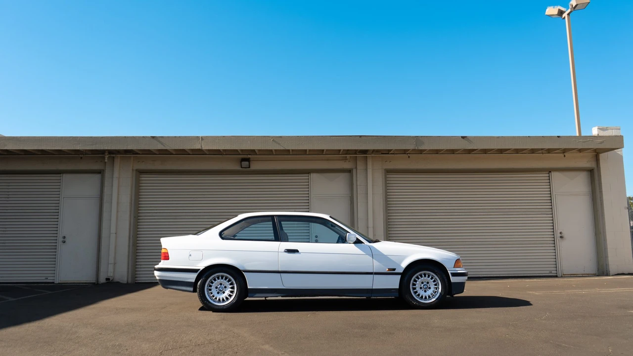 1995 BMW E36 3 Series - Image 19 of 31
